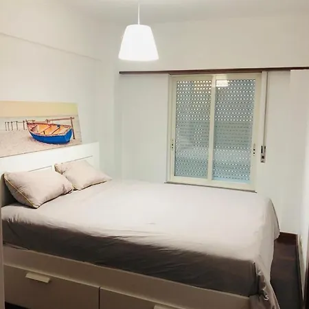 Oeiras Sun, Beach, Pool Apartamento